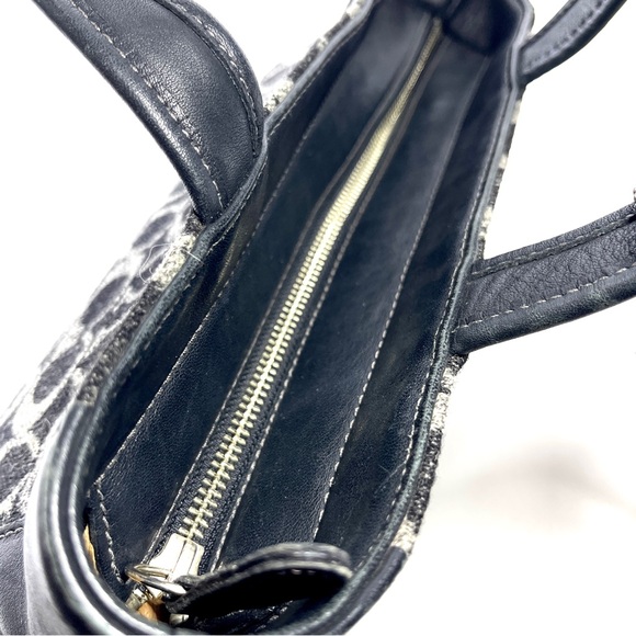 *RARE* Vintage Coach! 🖤 2000 Wool & Leathered Tote - Picture 8 of 15